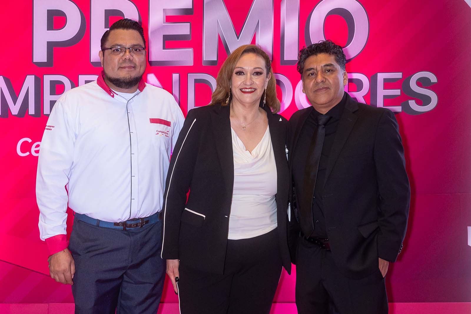 Petra Godoy posando en el evento del Premio Emprendedores 2024.