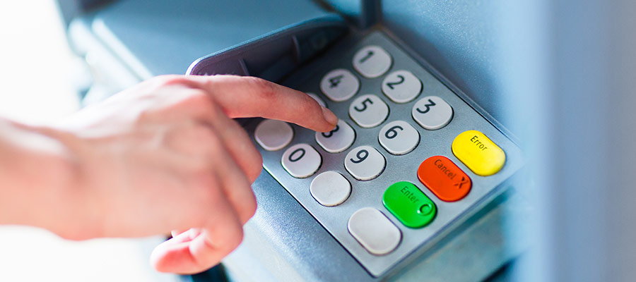 ¿Cómo se usa una tarjeta de débito?