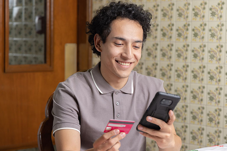 Obtén tu tarjeta de crédito bajo una buena educación financiera digital