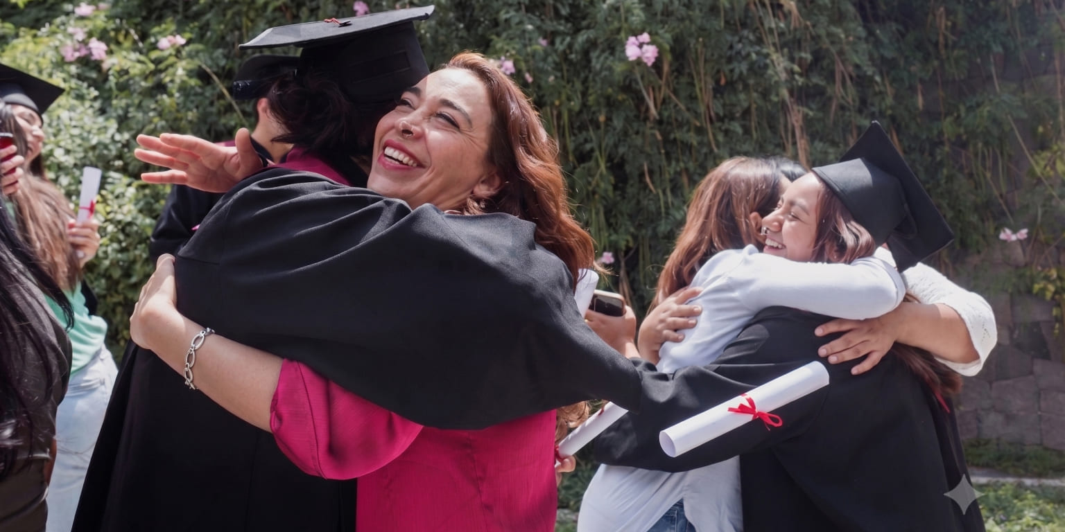 Haz que su graduación sea solo un pretexto para darle un gran regalo.